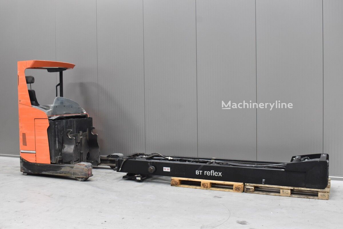 Toyota RRE 140 HE reach truck - Machineryline