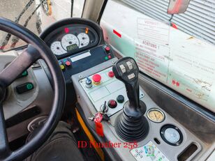 Venta de Merlo Roto 38.14S manipulador telescópico rotativo - Imagen 13 | Machineryline ES Merlo Roto 38.14S manipulador telescópico rotativo | Imagen 13 - Machineryline