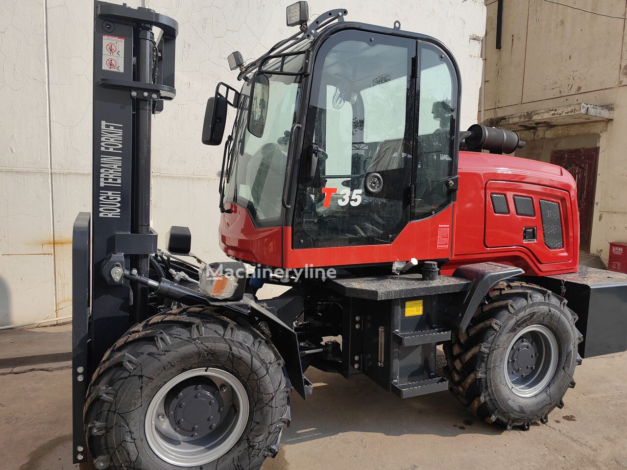 Chariot élévateur tout-terrain Hengwang T35 neuf - Machineryline