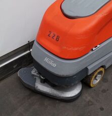 Hako Hakomatic B70 scrubber dryer