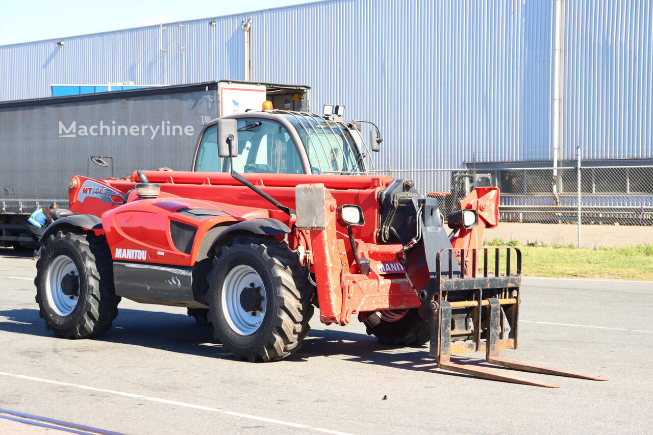 Manitou MT1440 telehandler - Machineryline