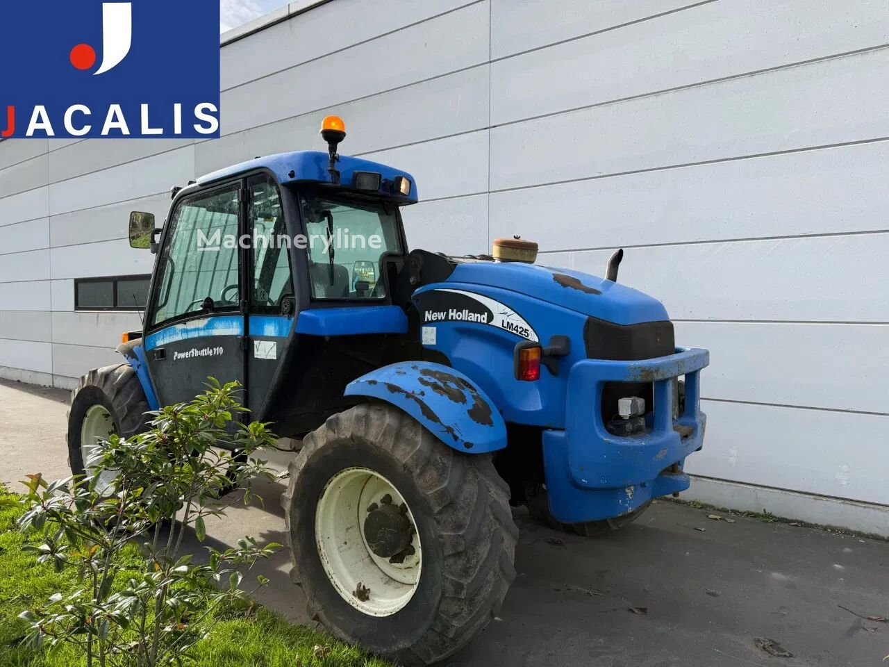 Chariot télescopique New Holland LM425 - Machineryline