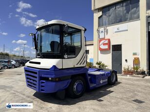 tracteur portuaire Terberg RT223