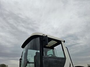 Venta de Terberg RT283 | TERMINAL TRACTOR 4X4| TURNING CHAIR. | AUTOMATIC GEAR | tractor de terminal - Imagen 37 | Machineryline PY Terberg RT283 | TERMINAL TRACTOR 4X4| TURNING CHAIR. | AUTOMATIC GEAR | tractor de terminal | Imagen 37 - Machineryline