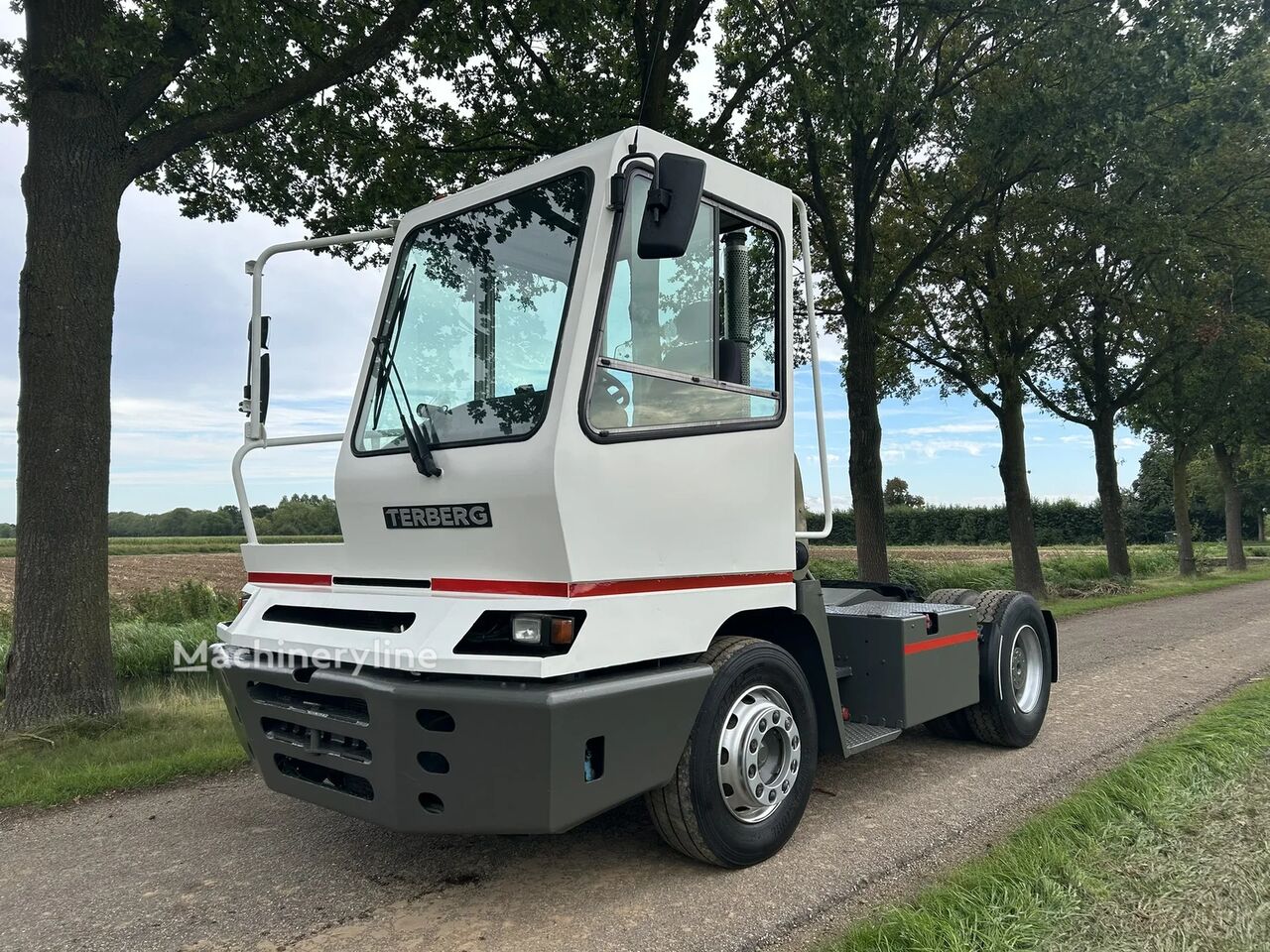 Terminal tractor Terberg YT 222 New energie 2024 / complet refurbished - Machineryline