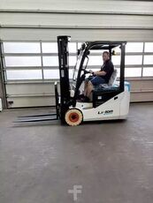 chariot élévateur à trois roues Bobcat B18NT neuf