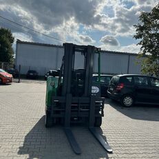 Combilift [DISCOUNT-SALE] CB2500 Triplex three-wheel forklift