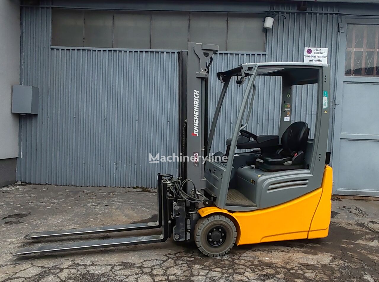삼륜 지게차 Jungheinrich EFG 213 LI ION 2022y/ 3.3m/ 8561h/ 4v - Machineryline