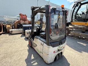Linde E16 three-wheel forklift