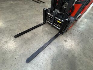 chariot &eacute;l&eacute;vateur &agrave; trois roues Linde E16H-02