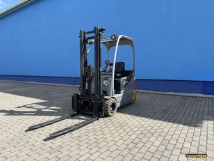 Still RX 20-20 Dreiradstapler