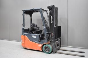 ذات ثلاث عجلات رافعة شوكي Toyota 8FBE20T