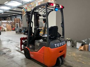 ذات ثلاث عجلات رافعة شوكي Toyota Traigo 15