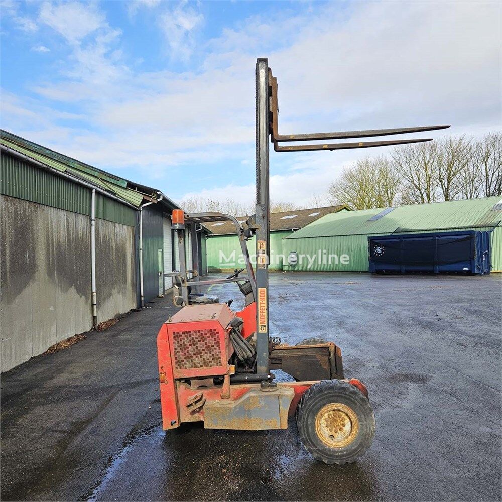 Moffett Moffet M5 20.3 truck mounted forklift - Machineryline