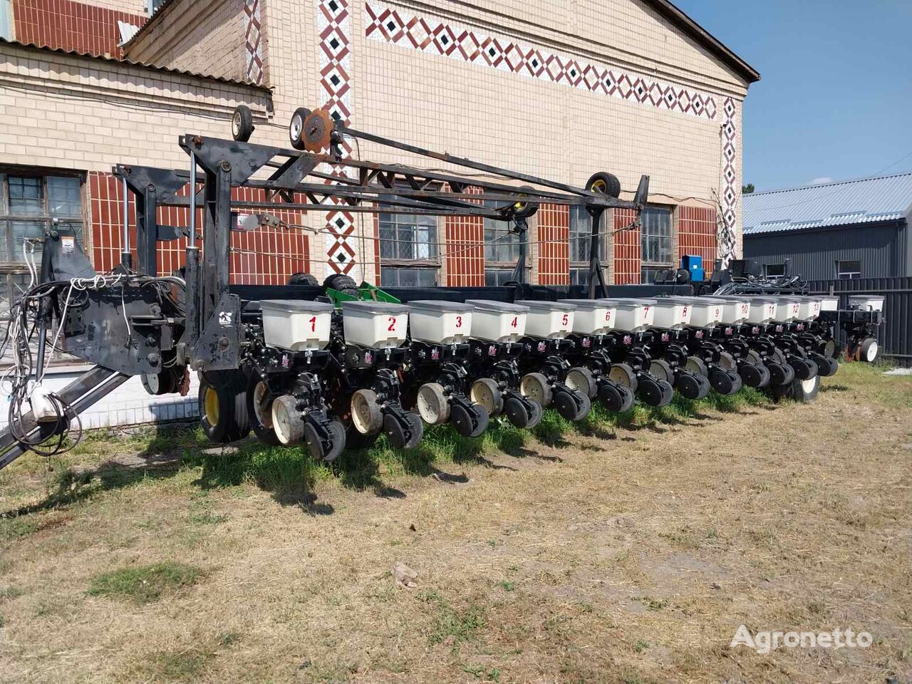 Kinze Kinze-Bauer DB 80 mechanical precision seed drill