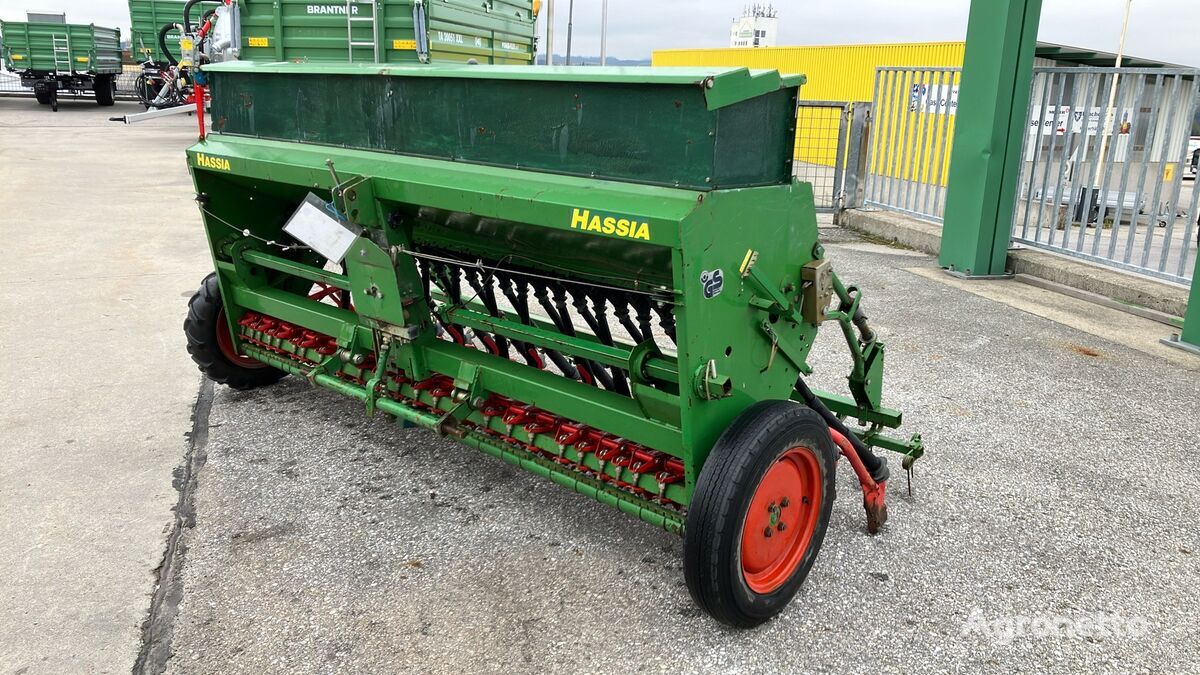 Hassia DKL 3.00/25 mechanical seed drill