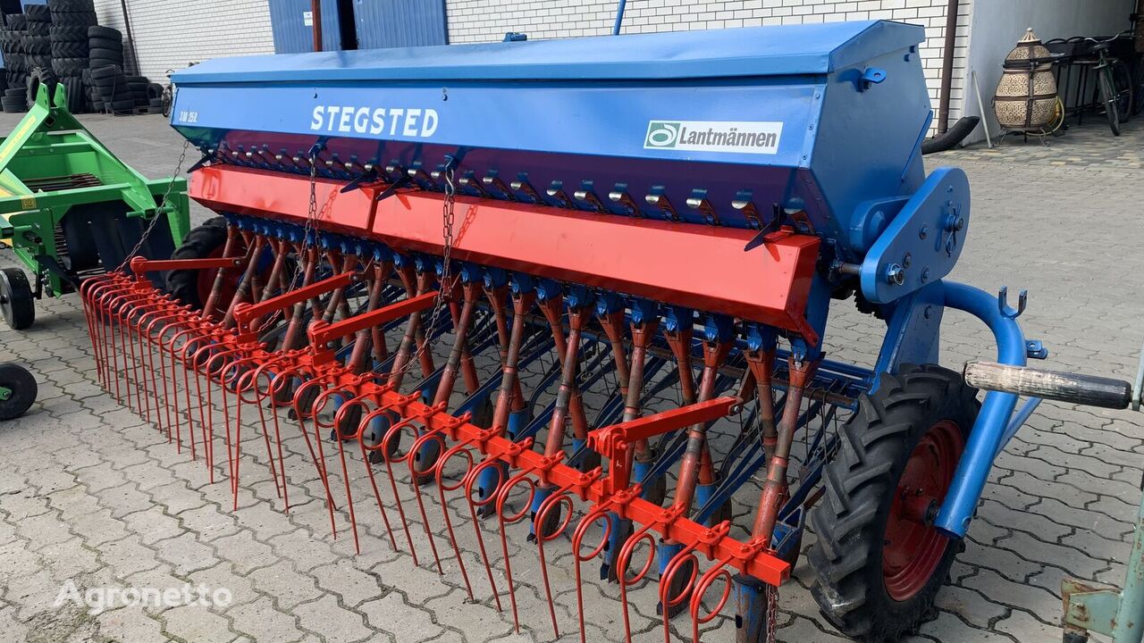 Mechaninės sėjamosios Stegsted pardavimas | Agronetto LT Mechaninė sėjamoji Stegsted - Agronetto