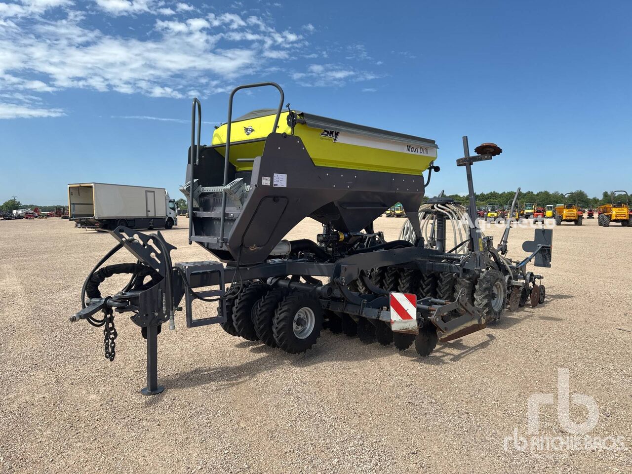 Semoir mécanique Sulky MAXIDRILL 3000 3 m Semi-Mount Semoir A Graine à vendre | Agronetto BF Semoir mécanique Sulky MAXIDRILL 3000 3 m Semi-Mount Semoir A Graine - Agronetto