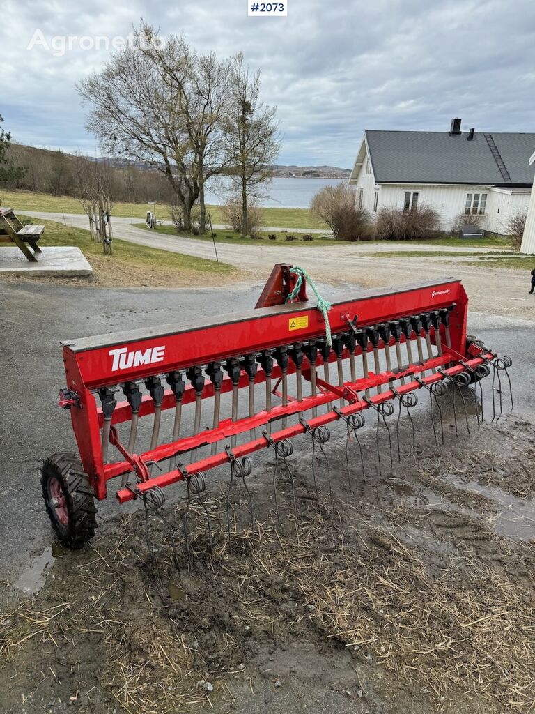 Tume Greenmaster 3000 mekanisk såmaskin