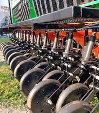 UTERRA MAXIMA GT-3600 mechanical seed drill