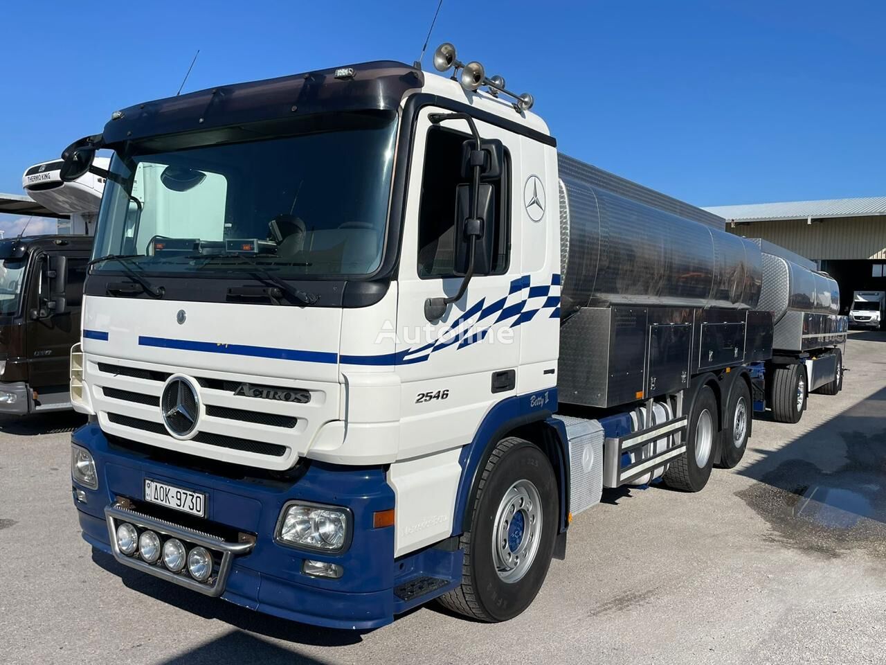 Mercedes-Benz ACTROS 2546 milk tanker