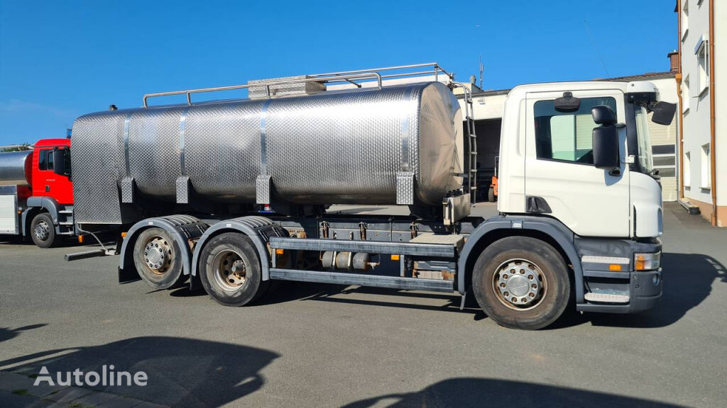 camion de lait Scania P 400  (Nr. 5185)