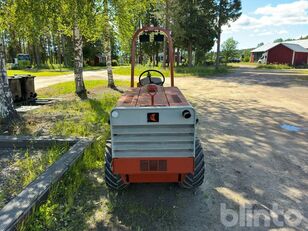 Ditch-Witch 350 SX two post mini tractor