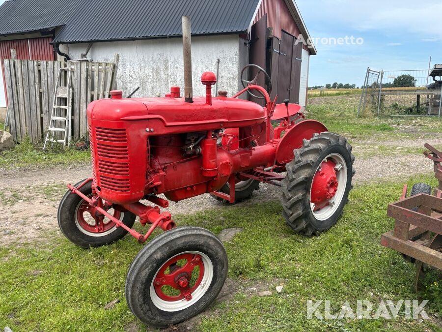 Farmall Veterantraktor A Kompakttraktor kaufen | Agronetto CH Farmall Veterantraktor A Kompakttraktor - Agronetto