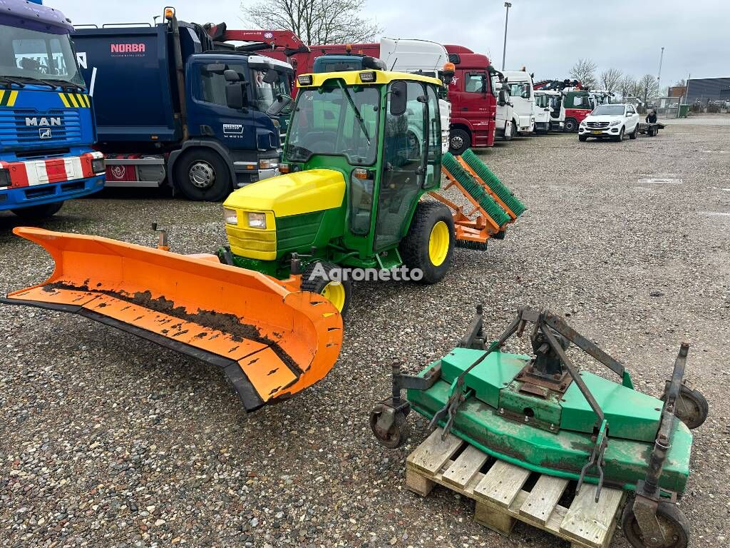 мини трактор John Deere 2720 with equipment