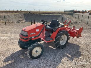 جرارة صغيرة Kubota A14
