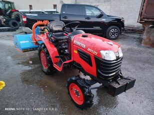 malotraktor Kubota B1421