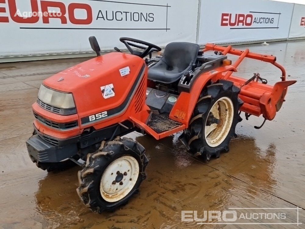 Kubota B52 mini tractor