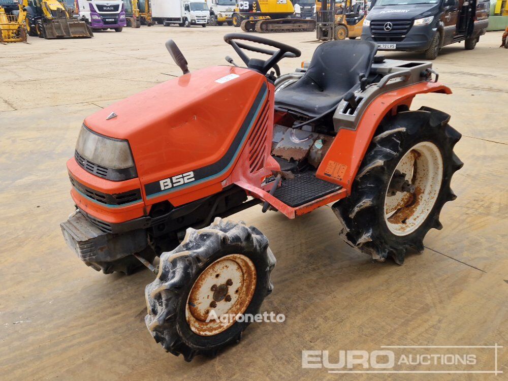 Kubota B52 mini traktör