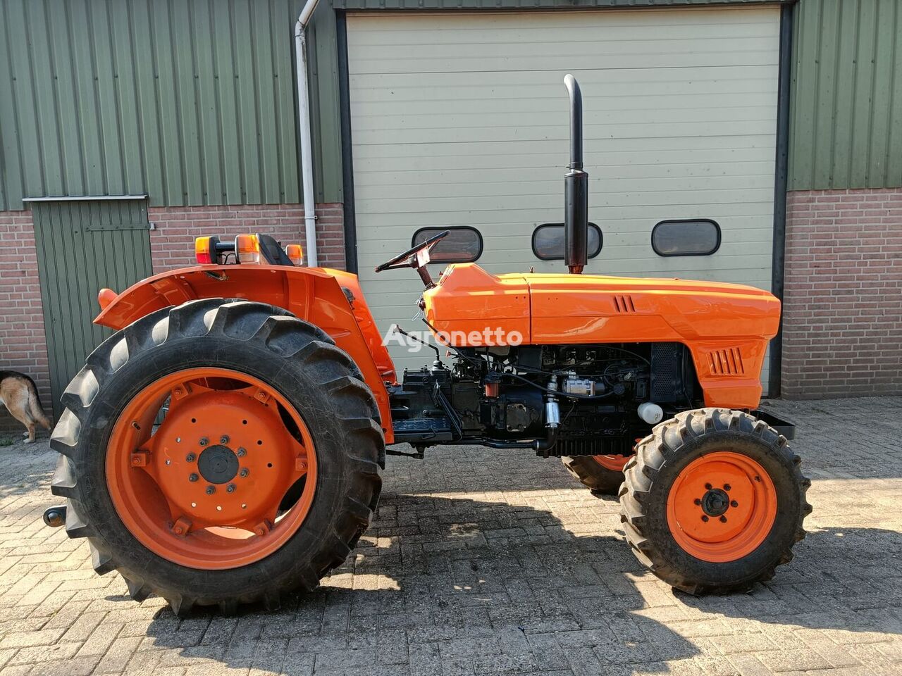 Kubota L345 mini traktor