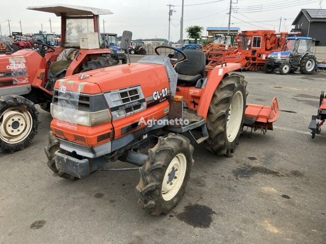 минитрактор Kubota TRACTOR(Kubota)