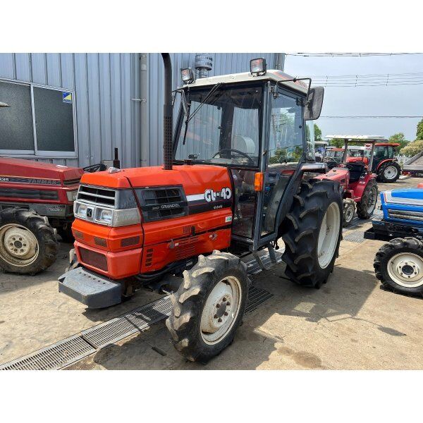 Kubota TRACTOR(Kubota) mini tractor