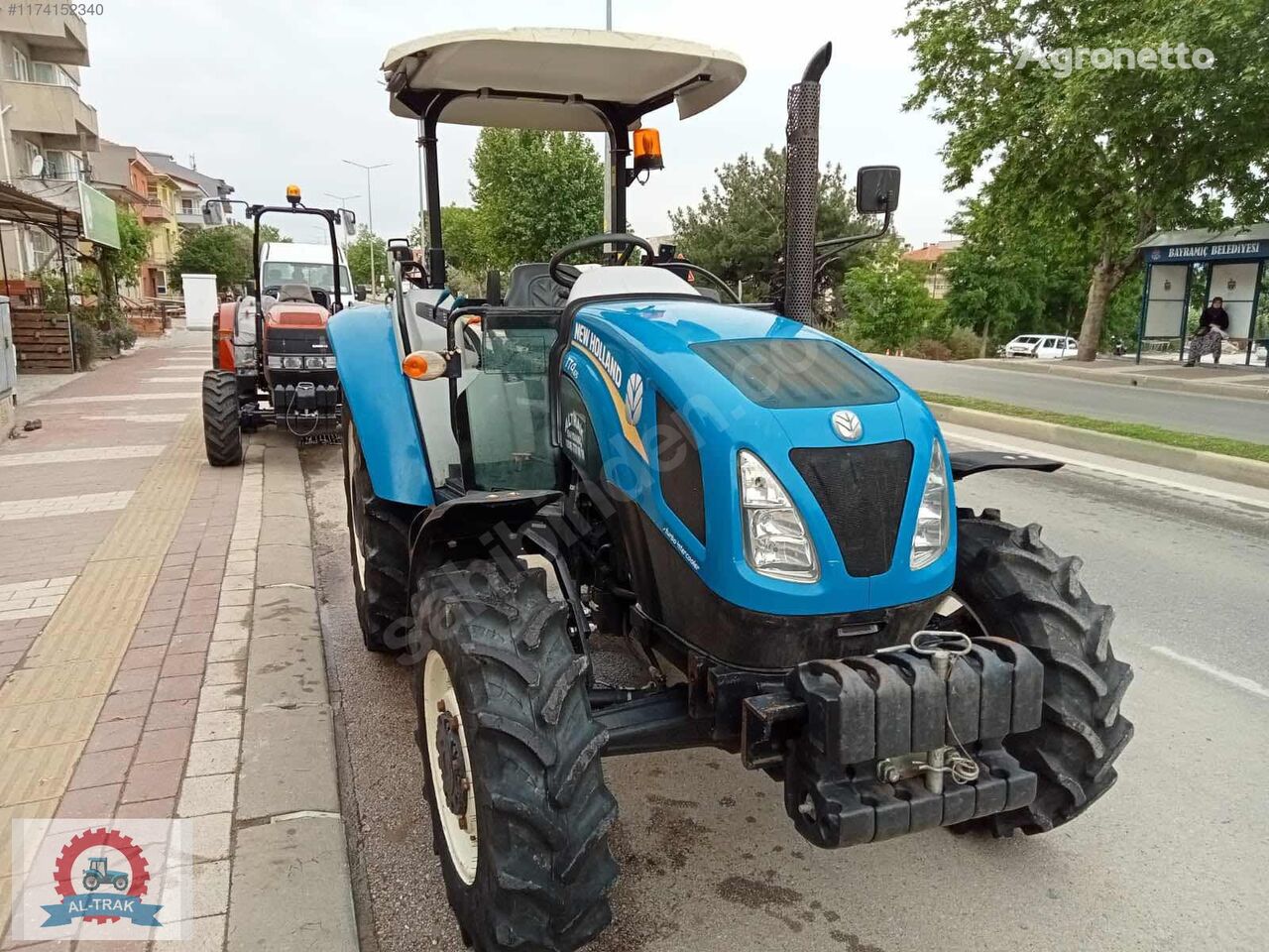 malotraktor New Holland TT 4.65