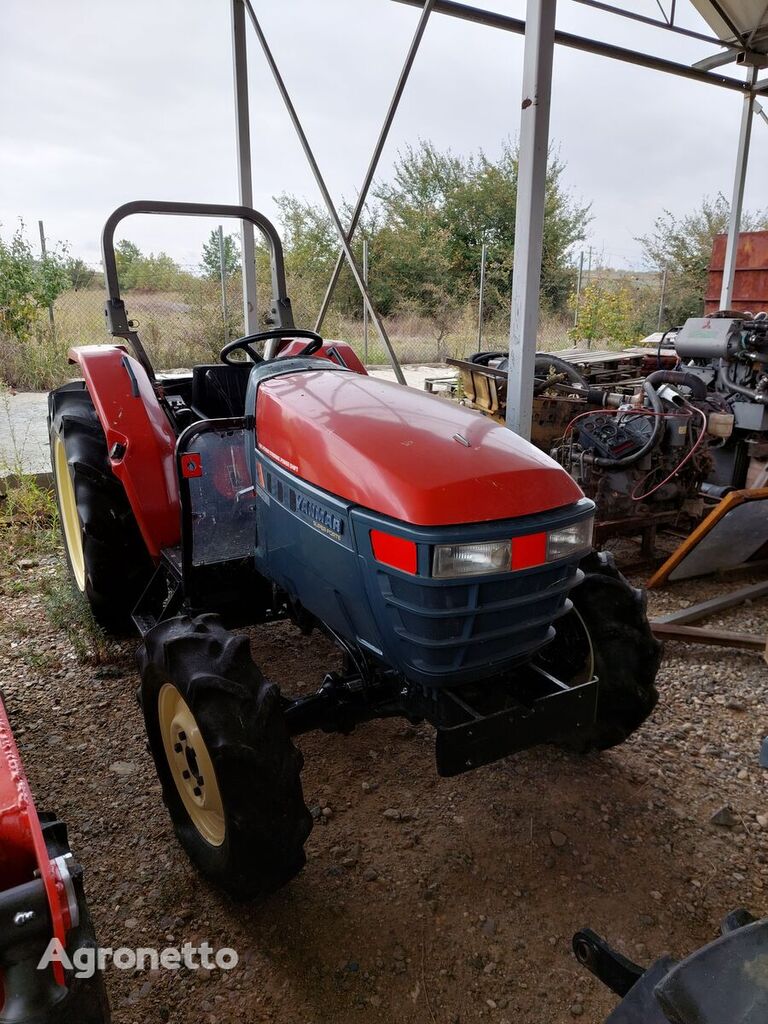 جرارة صغيرة Yanmar Yanmar AF33