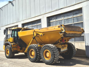 Bell B25E articulated dump truck