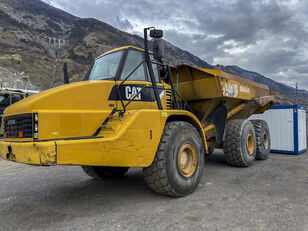 kĺbový dumper Caterpillar 740