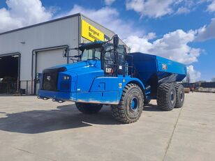 съчленен самосвал Caterpillar 745