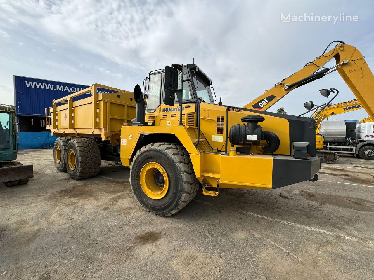 Komatsu HM300-2 volquete articulado