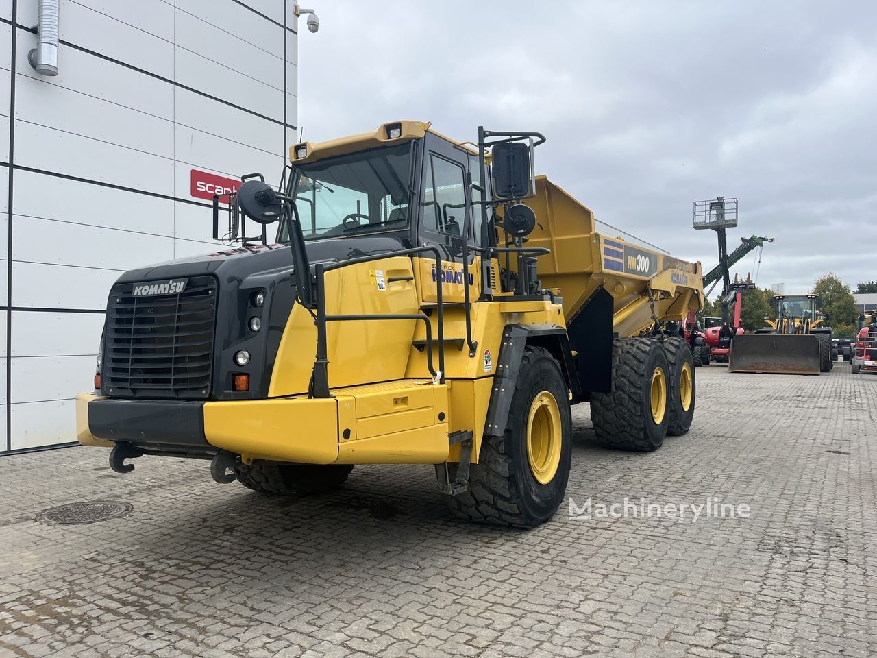 شاحنة مفصلية Komatsu HM300-5EO - Machineryline