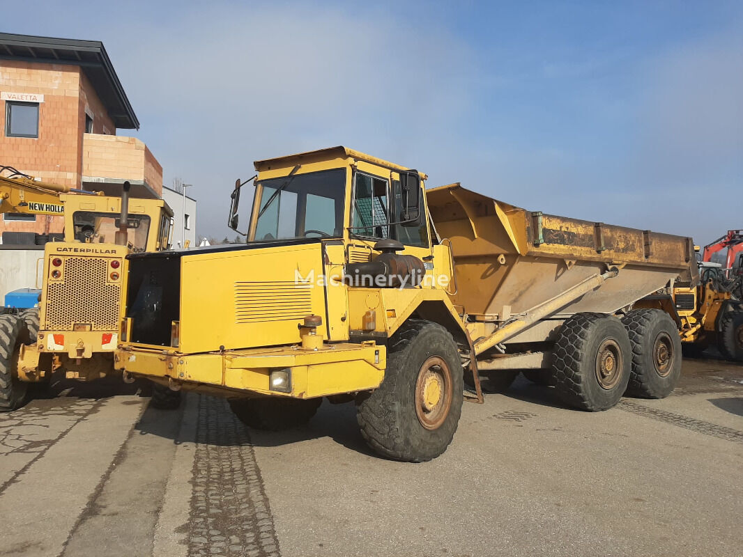 basculantă articulată Volvo A25B 6x6