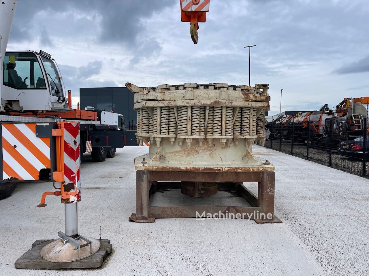 Конусная дробилка Metso Nordberg/symons BCS 5 Demie STD - Machineryline