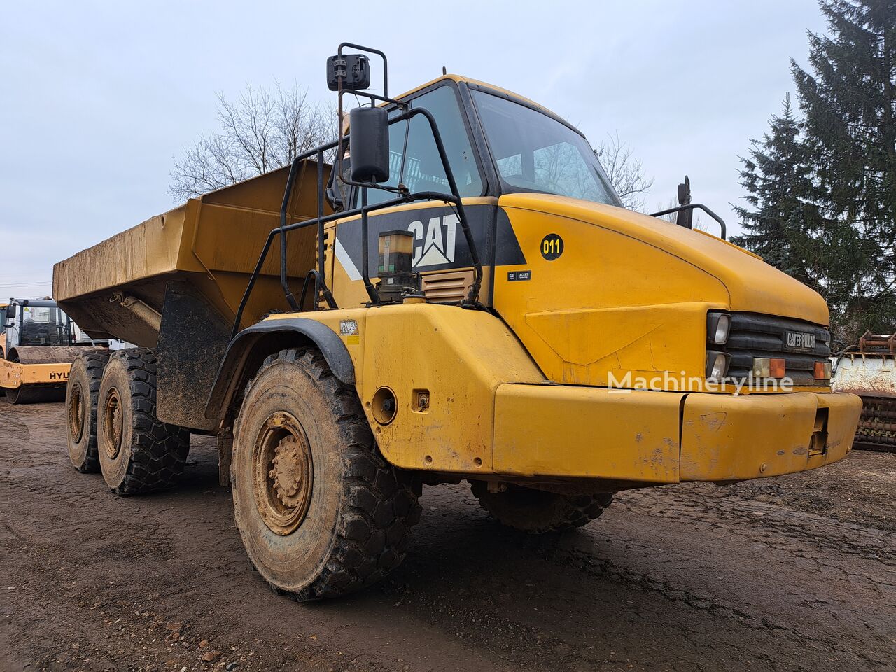 tombereau rigide Caterpillar 730