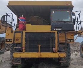 truk tambang dan konstruksi Caterpillar 773E