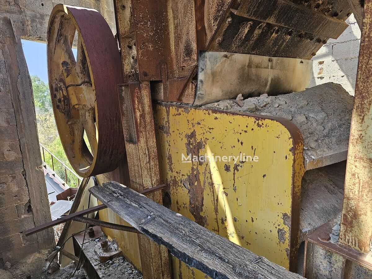 Concasseur à mâchoires Loro & Parisini 1250 CR à vendre | Machineryline GA Concasseur à mâchoires Loro & Parisini 1250 CR - Machineryline