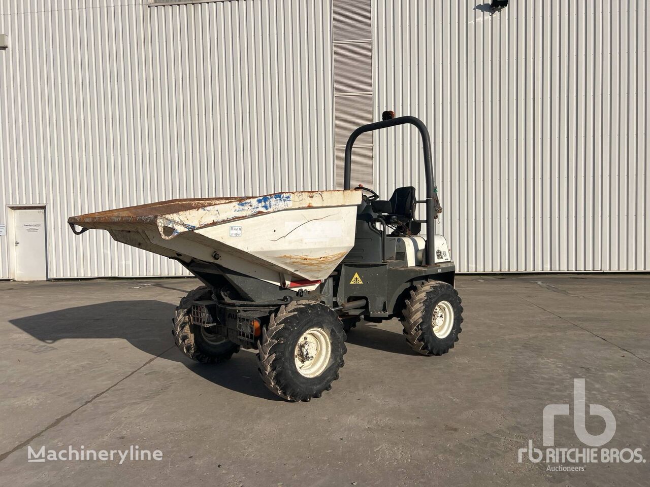 Ausa D400AHG 4 t 4x4 Swivel Motobasculeur mini dumper