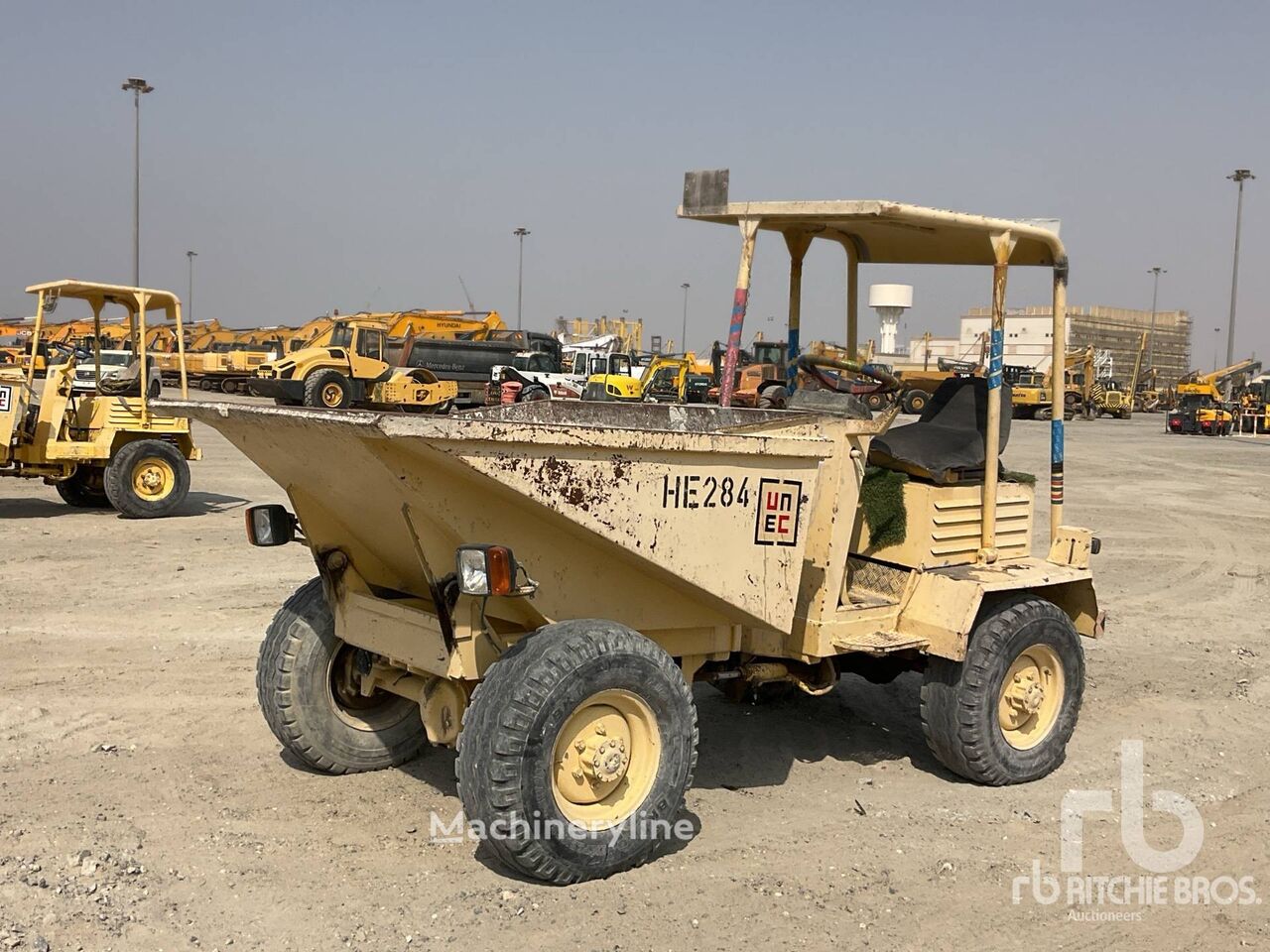Mini tombereau Silla 1200NTSN 4x4 à vendre | Machineryline MA Mini tombereau Silla 1200NTSN 4x4 - Machineryline